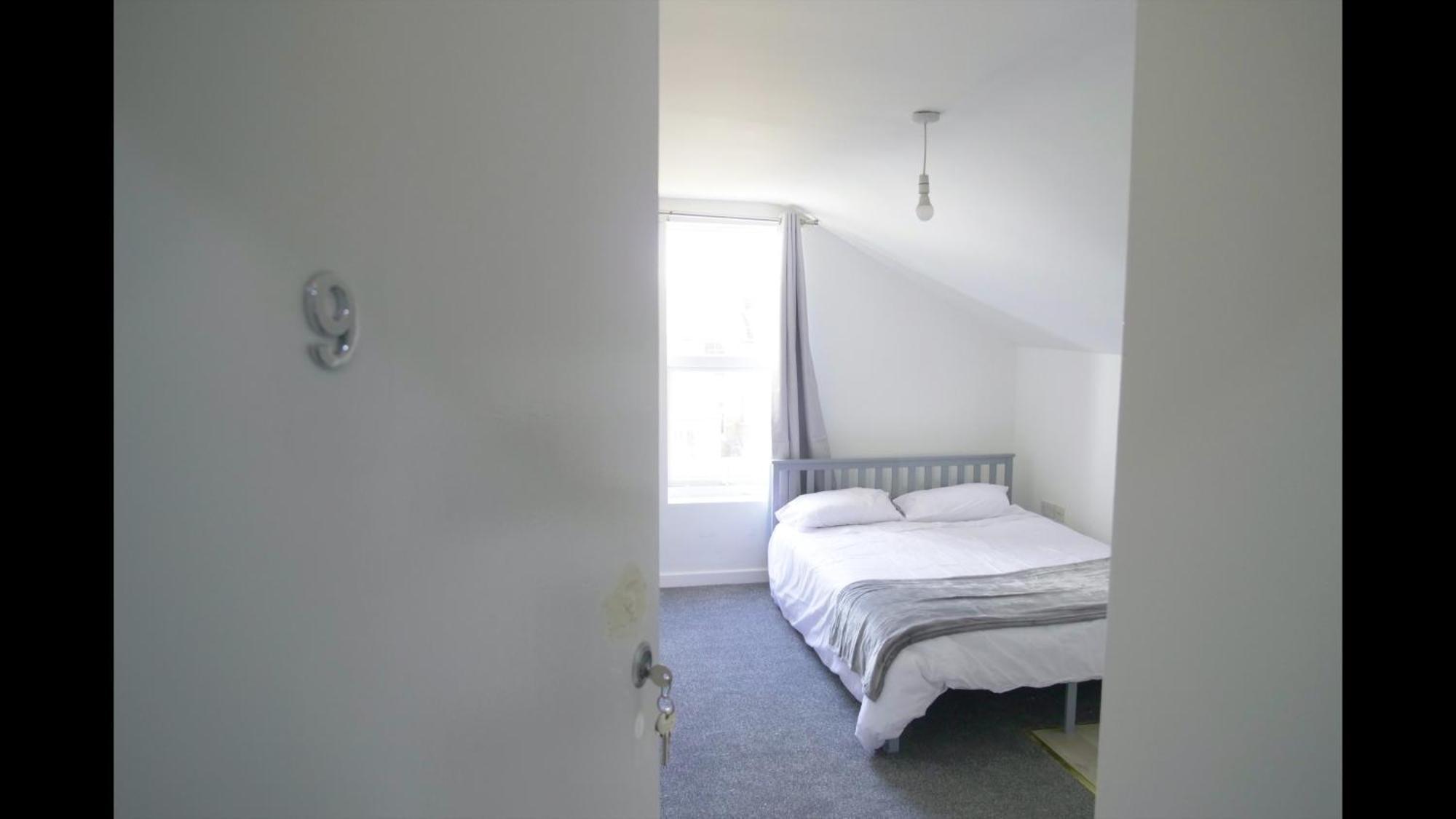 לימינגטון ספא Cosy & Modern 1 Bed Studio Apart-Hotel מראה חיצוני תמונה