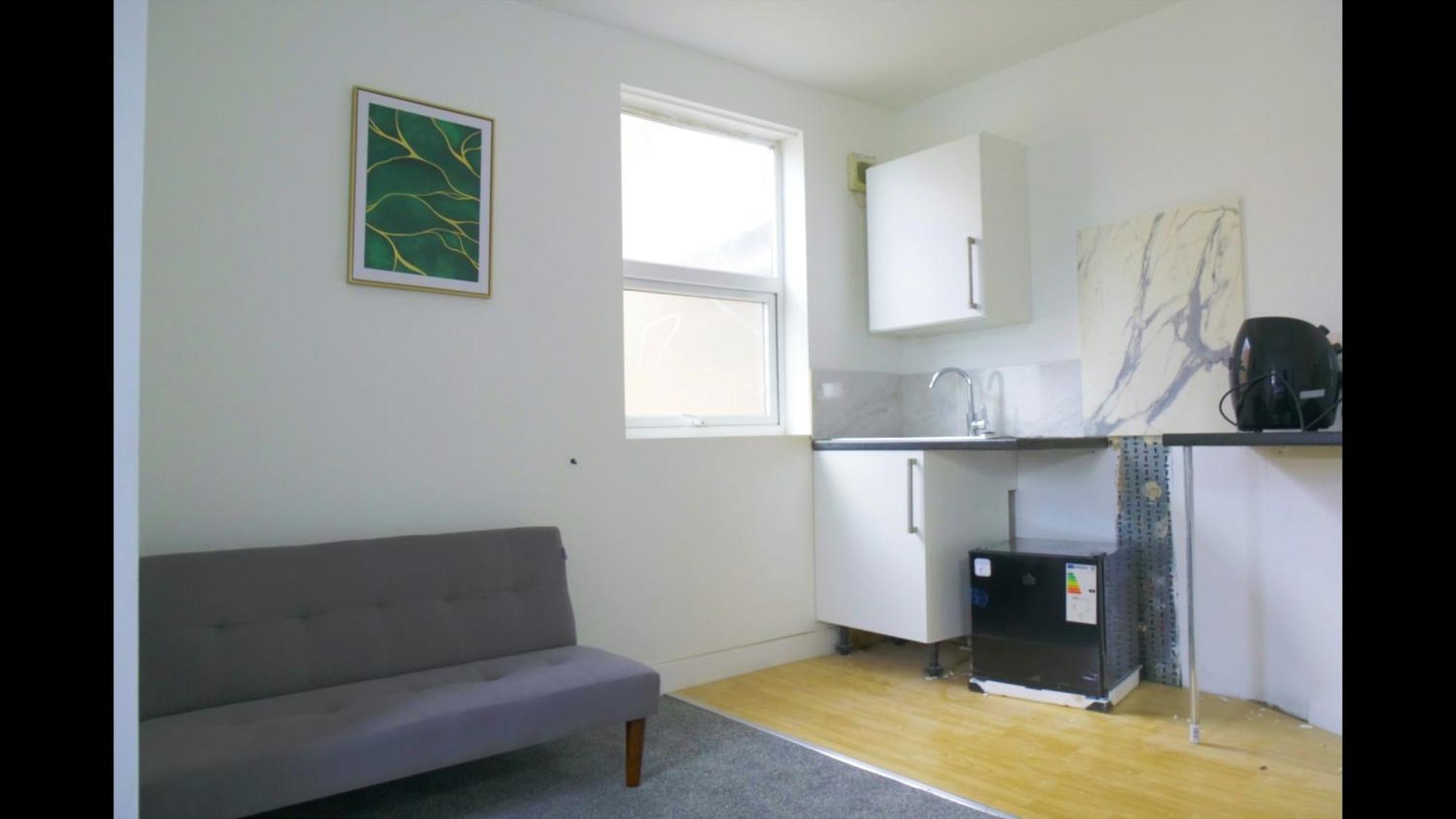 לימינגטון ספא Cosy & Modern 1 Bed Studio Apart-Hotel מראה חיצוני תמונה