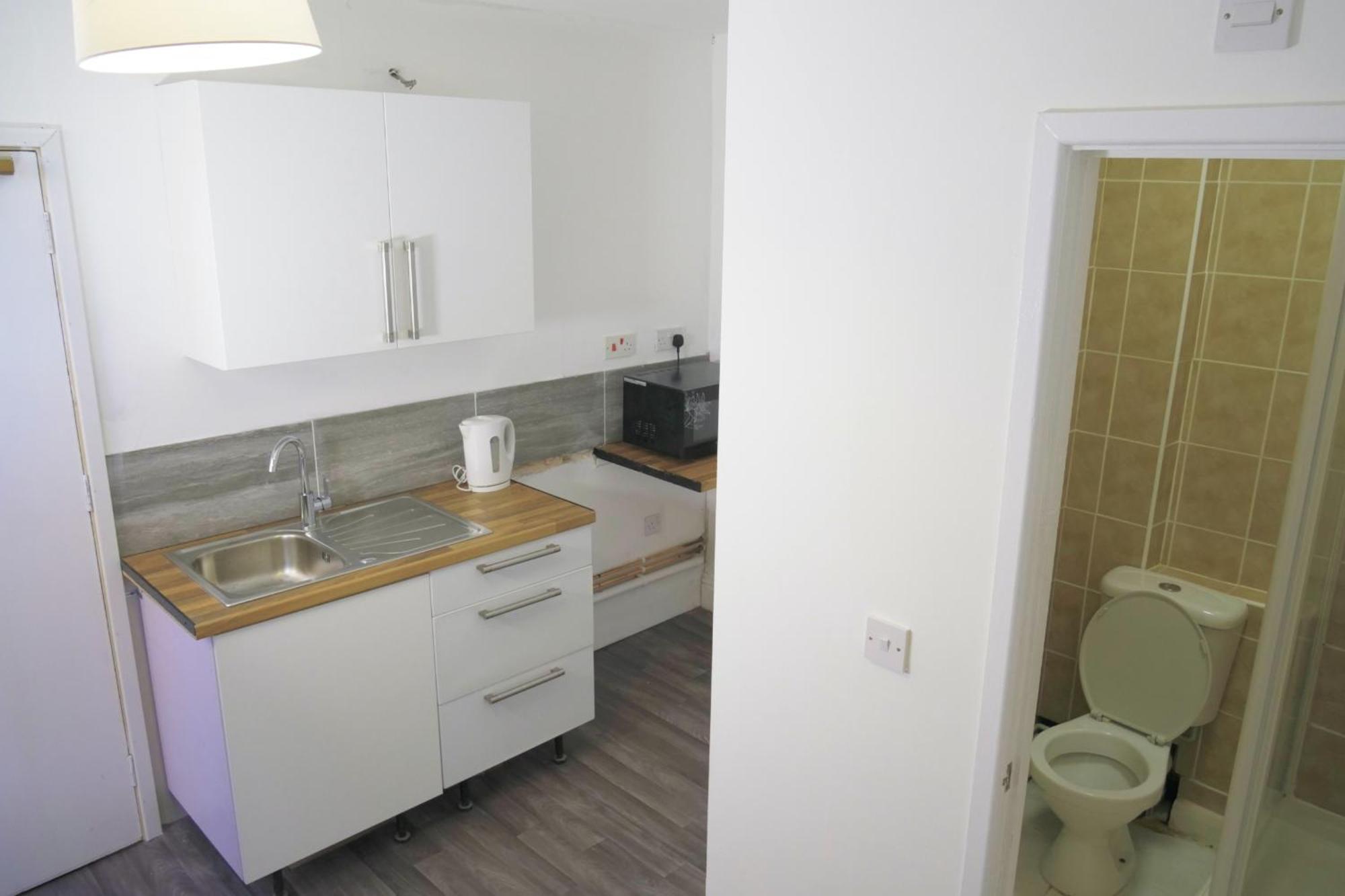לימינגטון ספא Cosy & Modern 1 Bed Studio Apart-Hotel מראה חיצוני תמונה
