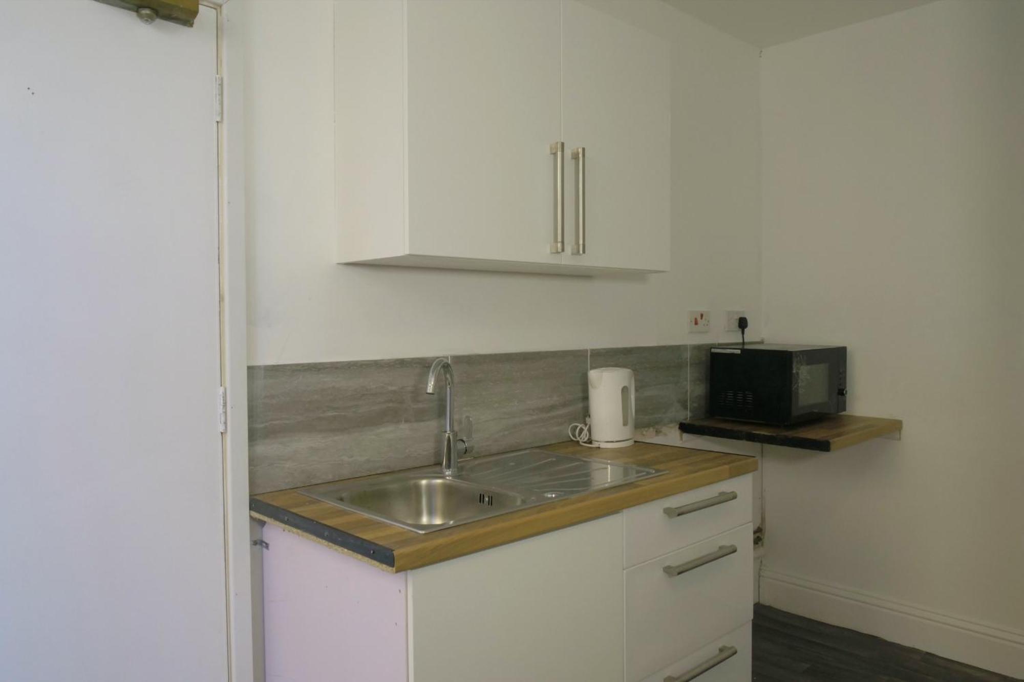 לימינגטון ספא Cosy & Modern 1 Bed Studio Apart-Hotel מראה חיצוני תמונה
